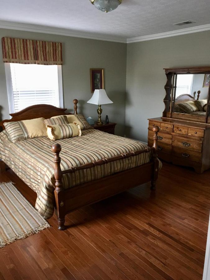 Vila Downtown Abode In The Heart Of The Bourbon Trail Lebanon Exteriér fotografie